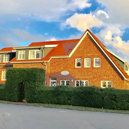Uhlenkamp -10- Im Uhlenkamp * Langeoog